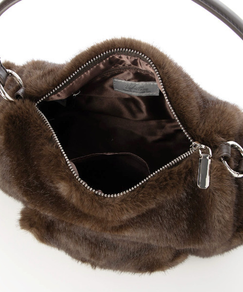 cache cache(カシュ カシュ)の「カシュカシュ cachecache / フェイクファーフラップポケット付き2wayショルダー(ショルダーバッグ・レディース・チョコ/グレー・FREE)」の12枚目の写真