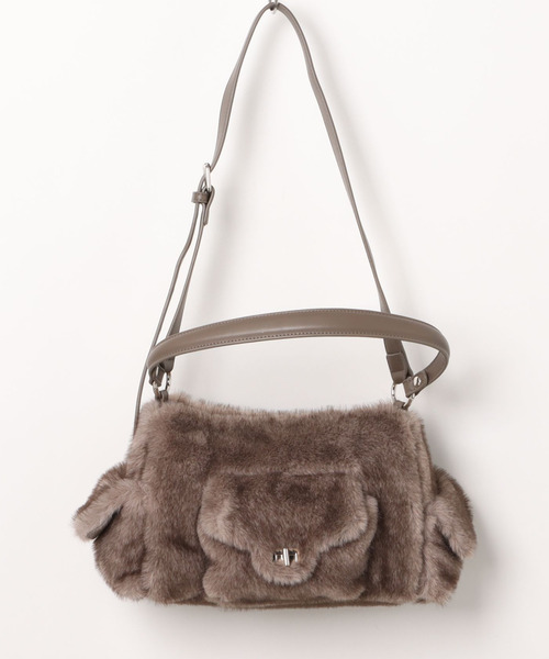 cache cache(カシュ カシュ)の「カシュカシュ cachecache / フェイクファーフラップポケット付き2wayショルダー(ショルダーバッグ・レディース・チョコ/グレー・FREE)」の9枚目の写真