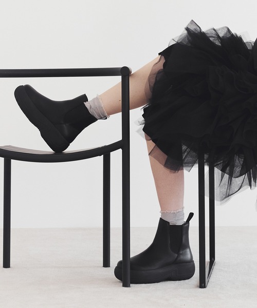 SHAKA(シャカ)の「SHAKA 厚底 サイドゴアブーツ CHELSEA BOOTIE EVOL CHUNKY(ブーツ・レディース・シルバー/ワイン系/ブラック・23/24/25)」の1枚目の写真