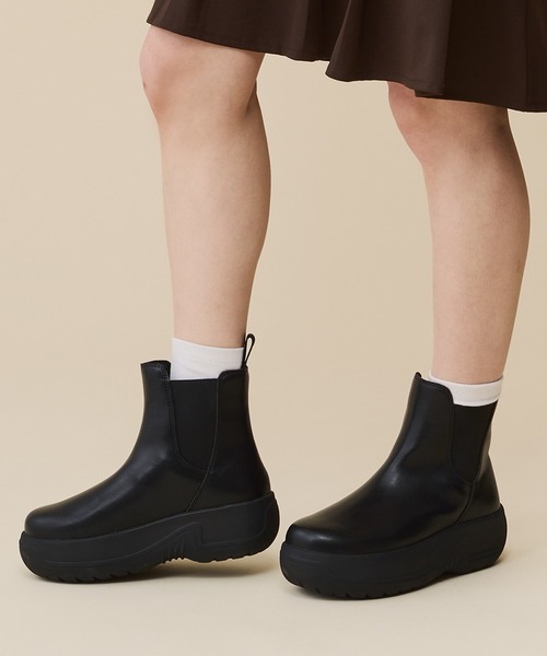 SHAKA(シャカ)の「SHAKA 厚底 サイドゴアブーツ CHELSEA BOOTIE EVOL CHUNKY(ブーツ・レディース・シルバー/ワイン系/ブラック・23/24/25)」の18枚目の写真