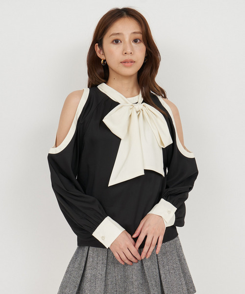 ROYAL PARTY(ロイヤルパーティー)の「コールドショルダー配色リボンブラウス(シャツ/ブラウス・レディース・ブラック/ベージュ/モカ・FREE)」の11枚目の写真