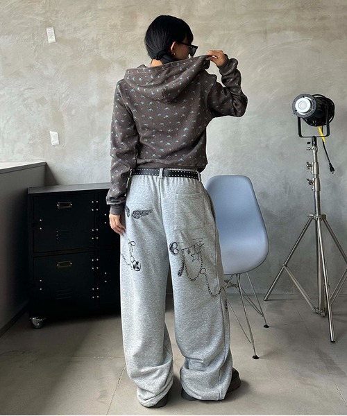 sedacle girl(セダクルガール)の「花柄ワッフルジップパーカー(パーカー・レディース・グレー/チャコールグレー・SMALL/MEDIUM)」の19枚目の写真