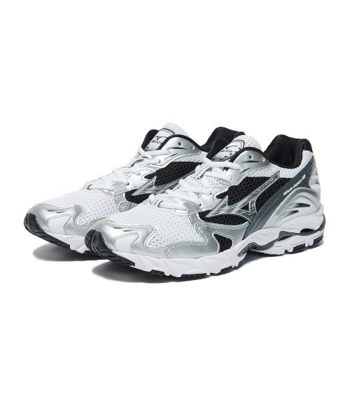 MIZUNO(ミズノ )の「MIZUNO WAVE RIDER 10(ミズノ ウエーブライダー 10)(スニーカー・メンズ・ホワイト系1/ホワイト系2/ホワイト系・26cm/26.5cm/27cm/27.5cm/28cm/28.5cm/29cm/24cm/24.5cm/25cm/25.5cm/30cm/23cm/23.5cm)」の1枚目の写真
