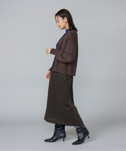LE SOUK(ルスーク)の「シャイニーカーディガン(カーディガン/ボレロ・レディース・グレー/アイボリー/ブラウン・フリー)」の10枚目の写真