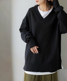 すっきりVネックニット
