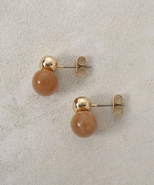 OPAQUE.CLIP(オペークドットクリップ)の「カラー&フェイクパールアソートピアス(ピアス(両耳用)・レディース・オフホワイト/シルバー/ゴールド・00)」の4枚目の写真