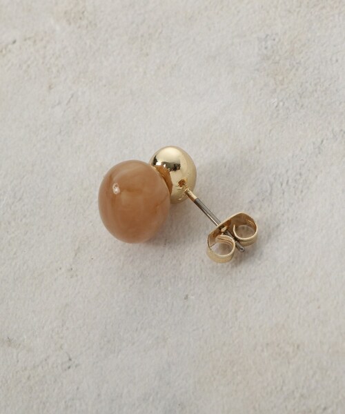 OPAQUE.CLIP(オペークドットクリップ)の「カラー&フェイクパールアソートピアス(ピアス(両耳用)・レディース・オフホワイト/シルバー/ゴールド・00)」の6枚目の写真