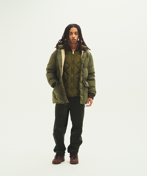 Eddie Bauer(エディーバウアー)の「カラコラム ダウンジャケット(ダウンジャケット/コート・メンズ・ライトベージュ/ブラック/オリーブドラブ/ダークネイビー・XL/L/M/XXL)」の16枚目の写真