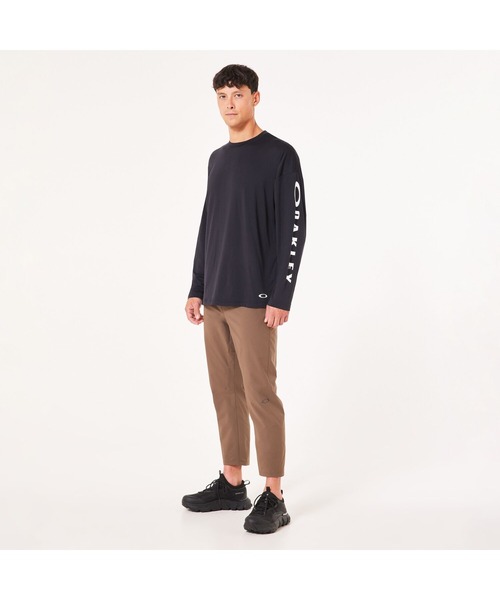 OAKLEY(オークリー)の「オークリー ENHANCE QD LS TEE SLV EVO 3.7/ロンT/長袖/吸汗速乾/抗菌防臭/スポーツ・トレーニング/OAKLEY(Tシャツ/カットソー・メンズ・ブラック/ホワイト/ネイビー・XL/XS/S/L/M)」の8枚目の写真