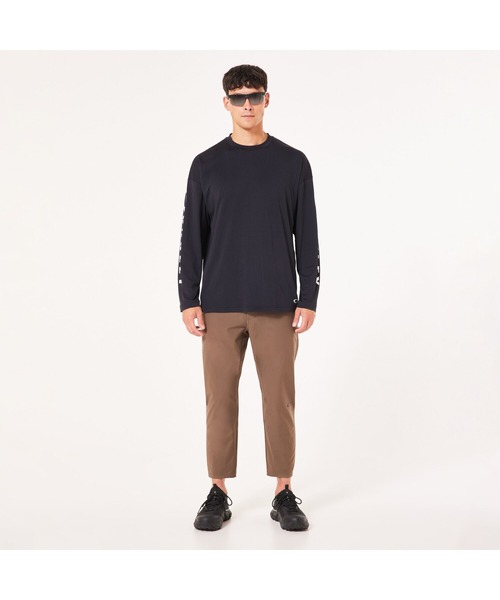OAKLEY(オークリー)の「オークリー ENHANCE QD LS TEE SLV EVO 3.7/ロンT/長袖/吸汗速乾/抗菌防臭/スポーツ・トレーニング/OAKLEY(Tシャツ/カットソー・メンズ・ブラック/ホワイト/ネイビー・XL/XS/S/L/M)」の9枚目の写真