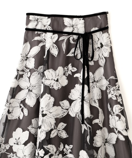 JILL by JILL STUART(ジルバイジルスチュアート)の「◇ベロアリボンオパールフラワースカート(スカート・レディース・ブラック/ブルー/ホワイト・SMALL/MEDIUM)」の11枚目の写真