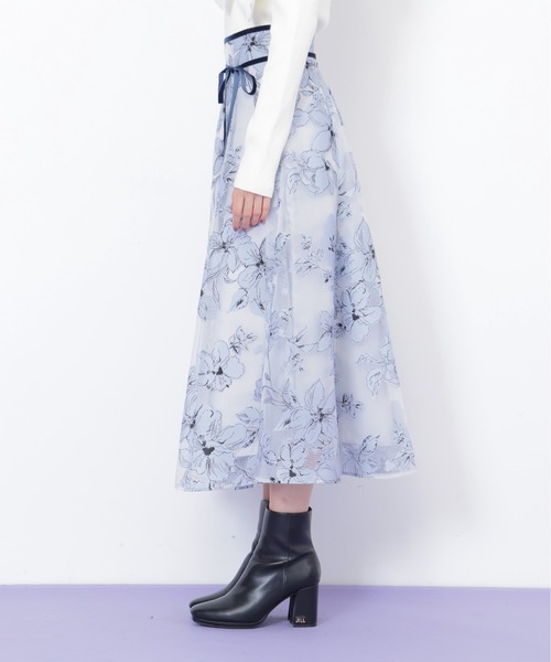 JILL by JILL STUART(ジルバイジルスチュアート)の「◇ベロアリボンオパールフラワースカート(スカート・レディース・ブラック/ブルー/ホワイト・SMALL/MEDIUM)」の13枚目の写真