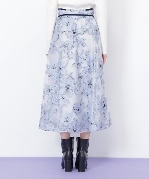 JILL by JILL STUART(ジルバイジルスチュアート)の「◇ベロアリボンオパールフラワースカート(スカート・レディース・ブラック/ブルー/ホワイト・SMALL/MEDIUM)」の7枚目の写真
