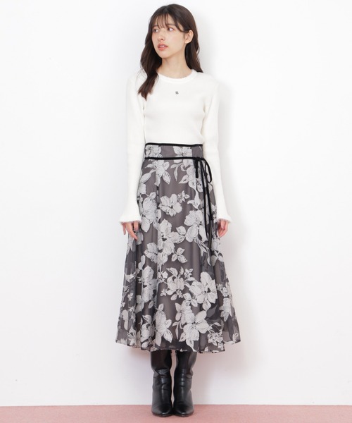 JILL by JILL STUART(ジルバイジルスチュアート)の「◇ベロアリボンオパールフラワースカート(スカート・レディース・ブラック/ブルー/ホワイト・SMALL/MEDIUM)」の17枚目の写真