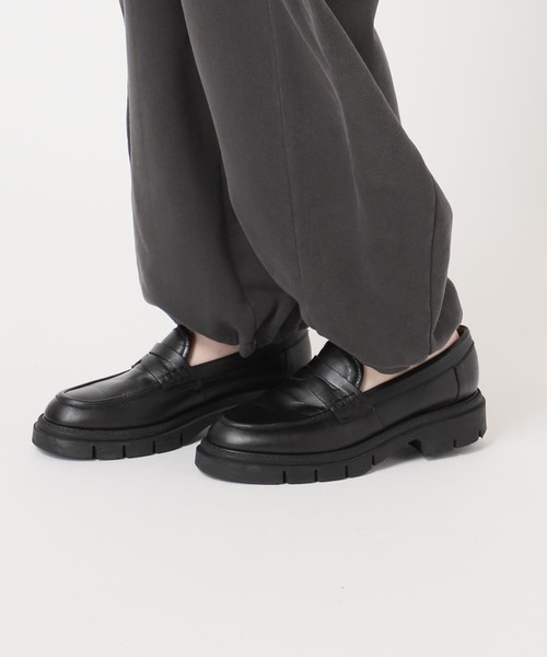 JOURNAL STANDARD(ジャーナルスタンダード)の「ピグメントバレルパンツ(スウェットパンツ・レディース・ブラック系その他/ブラウン・FREE)」の11枚目の写真