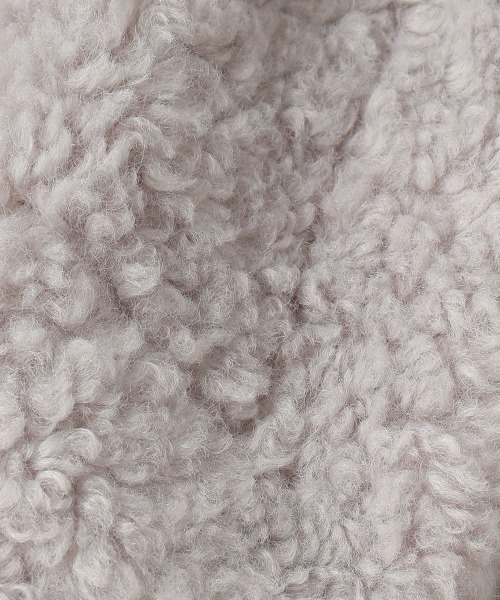 F i.n.t（フィント）の「ビッグカラーボアコート/fint フィント（その他アウター・レディース・ライトグレー/オフホワイト・FREE）」の3枚目の写真