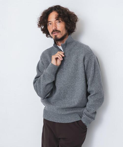 URBAN RESEARCH Sonny Label（アーバンリサーチサニーレーベル）の「OOPS　バックBIGロゴニット（ニット/セーター・メンズ・グレー/ブラック/ベージュ系その他・MEDIUM/X-LARGE/LARGE）」の2枚目の写真