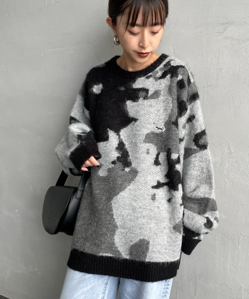 TOWNCRAFT（タウンクラフト）の「[TOWN CRAFT/タウンクラフト・THE FOX/ザフォックス] 別注 シャギーモヘア クルーネックニット（ニット/セーター・レディース・グレー/ブラック/ブラウン/ケリーグリーン/ネイビー・S/M/L）」の2枚目の写真