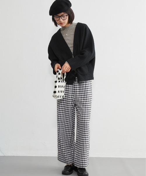 On One's Own(オンワンズオン)の「On One's Own ストライプキルティング 中綿ジャケット カーディガン風 リボンポケット付き レディースアウター(ノーカラージャケット・レディース・グレー/ブラック/ネイビー・FREE)」の11枚目の写真