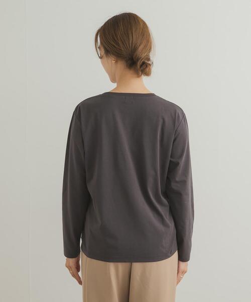 URBAN RESEARCH DOORS（アーバンリサーチドアーズ）の「フロッキーロゴプリントロングTシャツ（Tシャツ/カットソー・レディース・ホワイト系その他/グレー系その他・FREE）」の10枚目の写真