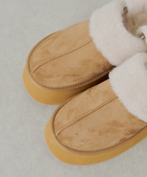 Chico(チコ)の「2way厚底ムートンサボ(その他シューズ・レディース・ブラック/ベージュ/キャメル/ブラウン・SMALL/MEDIUM/LARGE)」の22枚目の写真