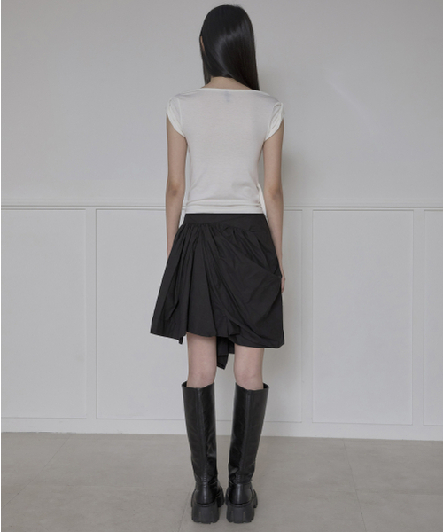 FLAREUP(フレアアップ)の「Asymmetrical Draped Layered Skirt (FL-252_Black)(スカート・レディース・ブラック・2/1)」の11枚目の写真