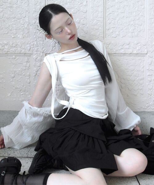 FLAREUP(フレアアップ)の「Asymmetrical Draped Layered Skirt (FL-252_Black)(スカート・レディース・ブラック・2/1)」の20枚目の写真