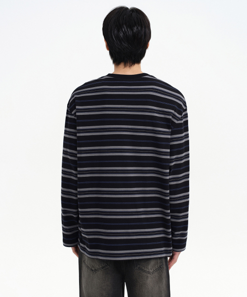 MUSINSA STANDARD（ムシンサスタンダード）の「マルチストライプリラックスド長袖Tシャツ3 [ブラック]（Tシャツ/カットソー・メンズ・その他・SMALL/MEDIUM/LARGE/X-LARGE/XX-LARGE）」の3枚目の写真