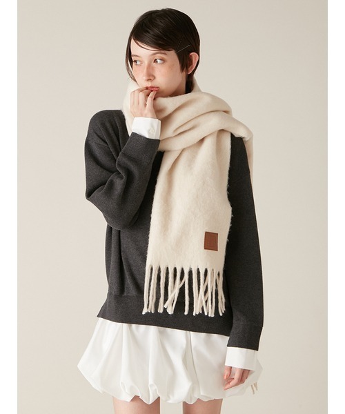 LILY BROWN(リリーブラウン)の「ブークレストール(ストール/ショール・レディース・ホワイト/レッド/ターコイズブルー/アイボリー・F)」の3枚目の写真