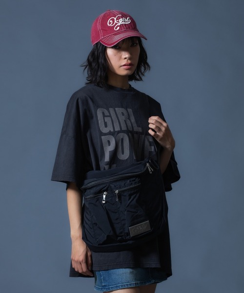 X-girl(エックスガール)の「BICOLOR STITCH FADED 6PANEL CAP(キャップ・レディース・レッド/ブラック/オリーブ・ONE SIZE)」の19枚目の写真