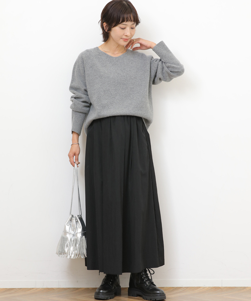 JOURNAL STANDARD relume（ジャーナルスタンダード　レリューム）の「ギャザータックフレアスカート（スカート・レディース・ホワイト/ブラック・FREE）」の3枚目の写真