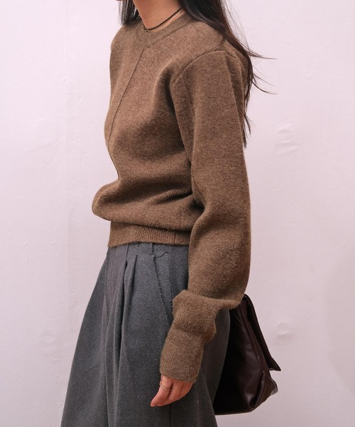 AKTE(アクテ)の「ショルダーパッドミドルセーター(ニット/セーター・レディース・ブラウン/セージグリーン・FREE)」の18枚目の写真