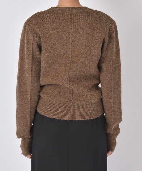 AKTE(アクテ)の「ショルダーパッドミドルセーター(ニット/セーター・レディース・ブラウン/セージグリーン・FREE)」の7枚目の写真