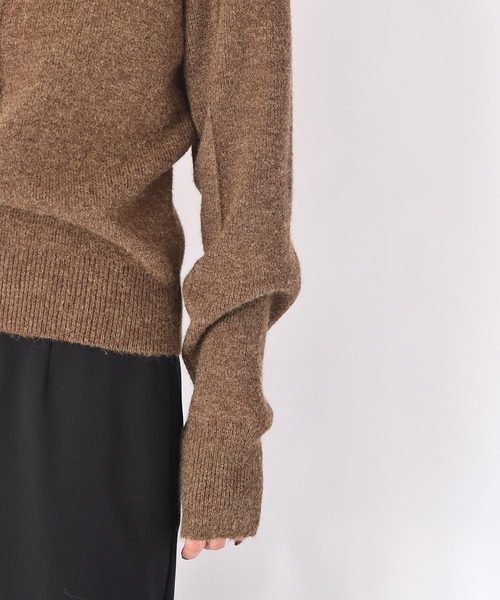 AKTE(アクテ)の「ショルダーパッドミドルセーター(ニット/セーター・レディース・ブラウン/セージグリーン・FREE)」の10枚目の写真