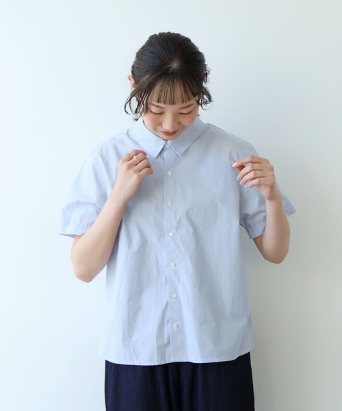 bulle de savon(ビュルデサボン)の「△オーガニックコットン 60/1タイプライタイプライター 半袖シャツ(シャツ/ブラウス・レディース・サックスブルー/ホワイト/ベージュ・FREE)」の12枚目の写真