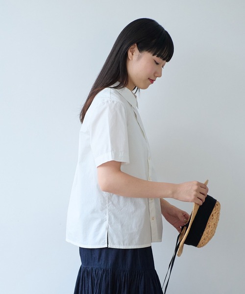 bulle de savon(ビュルデサボン)の「△オーガニックコットン 60/1タイプライタイプライター 半袖シャツ(シャツ/ブラウス・レディース・サックスブルー/ホワイト/ベージュ・FREE)」の5枚目の写真