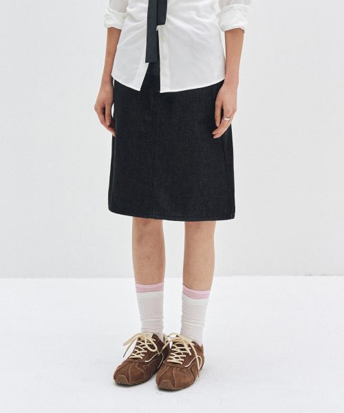 DECET WOMEN（デケット ウーマン）の「Signature Midi Skirt DCSK002CPBLACK（スカート・レディース・その他・X-SMALL/SMALL/MEDIUM）」の3枚目の写真