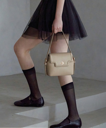 VALLUAT（バリュエット）の「Flaron bag_Beige（ショルダーバッグ）」
