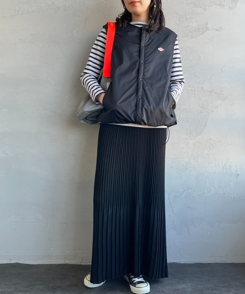 DANTON（ダントン）の「[DANTON/ダントン] ナイロンタフタ インサレーションノーカラーベスト（ベスト・レディース・ブラック/グレイッシュベージュ・XL/L/M）」の11枚目の写真