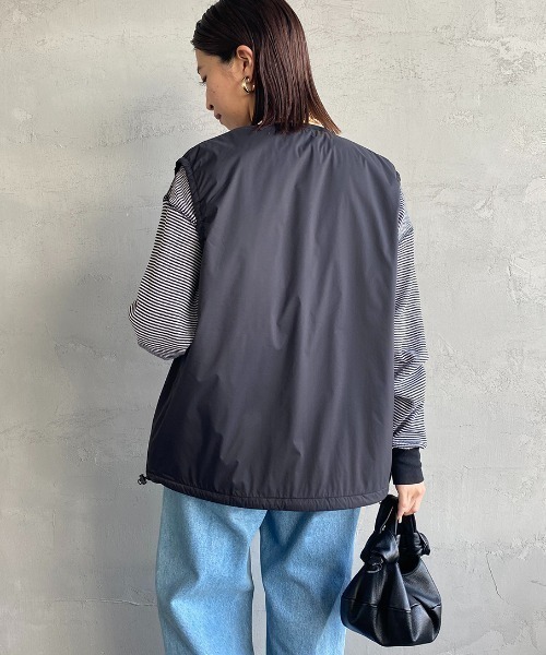 DANTON（ダントン）の「[DANTON/ダントン] ナイロンタフタ インサレーションノーカラーベスト（ベスト・レディース・ブラック/グレイッシュベージュ・XL/L/M）」の20枚目の写真