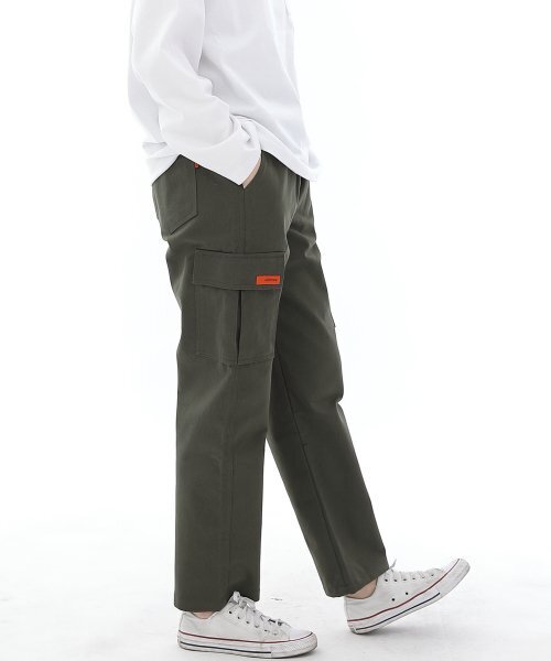 SAINTCREW(セントクルー)の「ツイルコットンセミワイドカーゴパンツ CS-301C カーキ(その他パンツ・メンズ・その他・X-LARGE/LARGE/MEDIUM/SMALL)」の2枚目の写真
