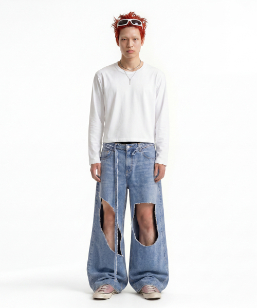 C WEAR BY THE GENIUS(シーウェアバイザジーニアス)の「メンズクロップロングスリーブTシャツホワイト(Tシャツ/カットソー・メンズ・その他・MEDIUM/LARGE/X-LARGE/XX-LARGE/SMALL)」の1枚目の写真