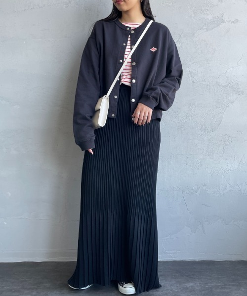 DANTON（ダントン）の「【WEB先行予約】[DANTON/ダントン] ドットボタン クルーネックスウェットカーディガン（カーディガン/ボレロ・レディース・チャコールグレー/レッド/オフホワイト・38）」の18枚目の写真