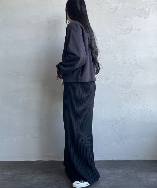 DANTON（ダントン）の「【WEB先行予約】[DANTON/ダントン] ドットボタン クルーネックスウェットカーディガン（カーディガン/ボレロ・レディース・チャコールグレー/レッド/オフホワイト・38）」の19枚目の写真