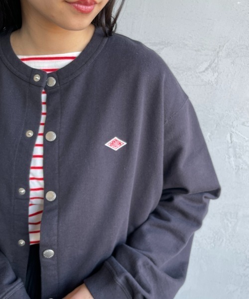 DANTON（ダントン）の「【WEB先行予約】[DANTON/ダントン] ドットボタン クルーネックスウェットカーディガン（カーディガン/ボレロ・レディース・チャコールグレー/レッド/オフホワイト・38）」の21枚目の写真