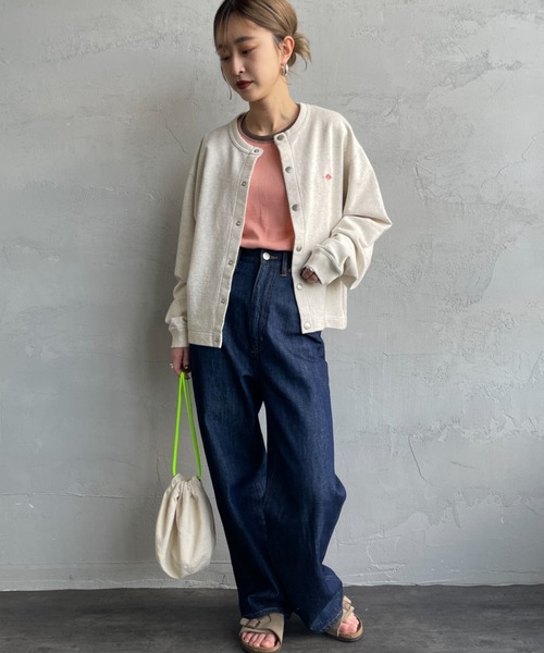 DANTON（ダントン）の「【WEB先行予約】[DANTON/ダントン] ドットボタン クルーネックスウェットカーディガン（カーディガン/ボレロ・レディース・チャコールグレー/レッド/オフホワイト・38）」の4枚目の写真