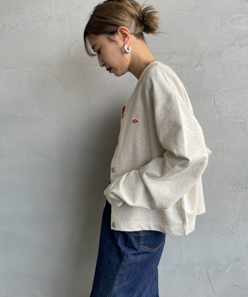 DANTON（ダントン）の「【WEB先行予約】[DANTON/ダントン] ドットボタン クルーネックスウェットカーディガン（カーディガン/ボレロ・レディース・チャコールグレー/レッド/オフホワイト・38）」の10枚目の写真