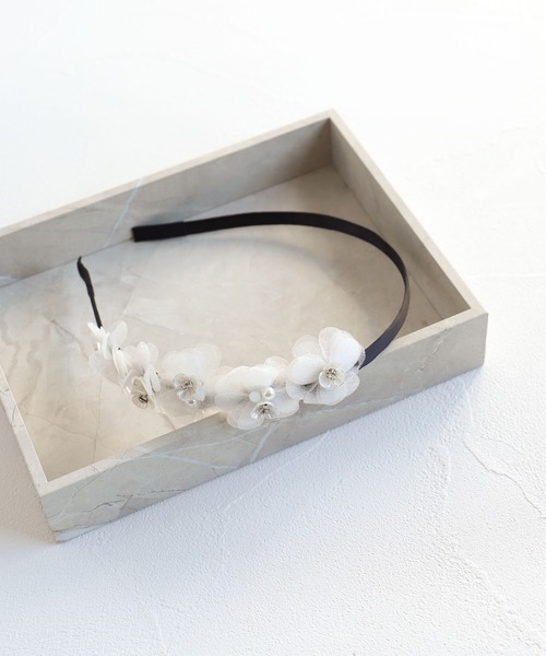 Rora（ローラ）の「スノーフラワー カチューシャ（カチューシャ・キッズ・ホワイト・FREE）」の15枚目の写真