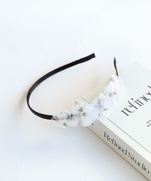 Rora（ローラ）の「スノーフラワー カチューシャ（カチューシャ・キッズ・ホワイト・FREE）」の12枚目の写真