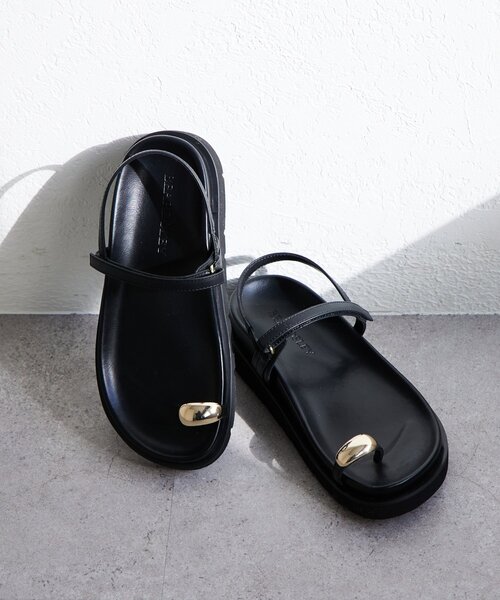 BEARDSLEY（ビアズリー）の「《2/12(木)12：00予約開始》トゥリングサンダル（サンダル・レディース・ホワイト/ブラック・36/37/38）」の11枚目の写真